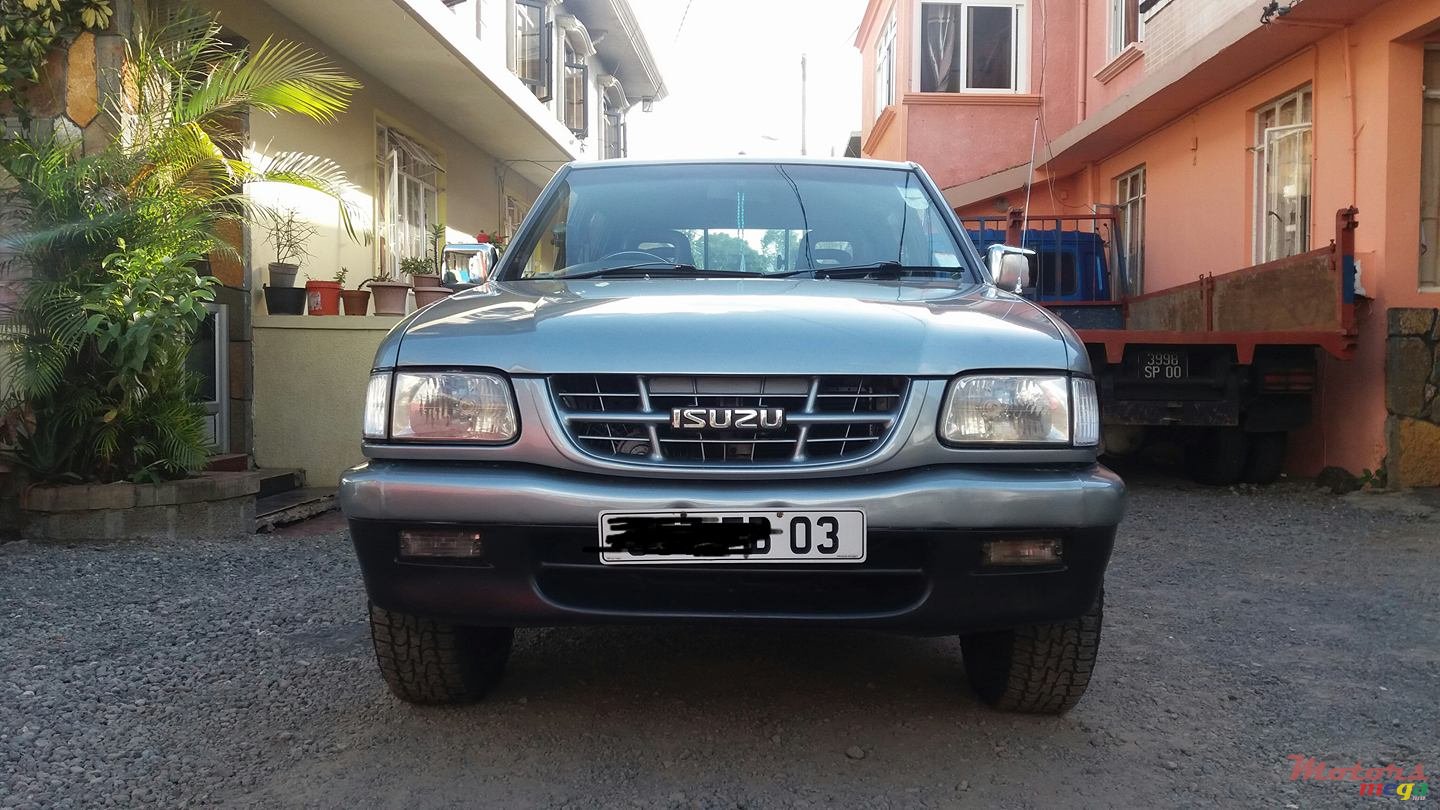 2003' Isuzu 2X4 (KB 250) photo #1