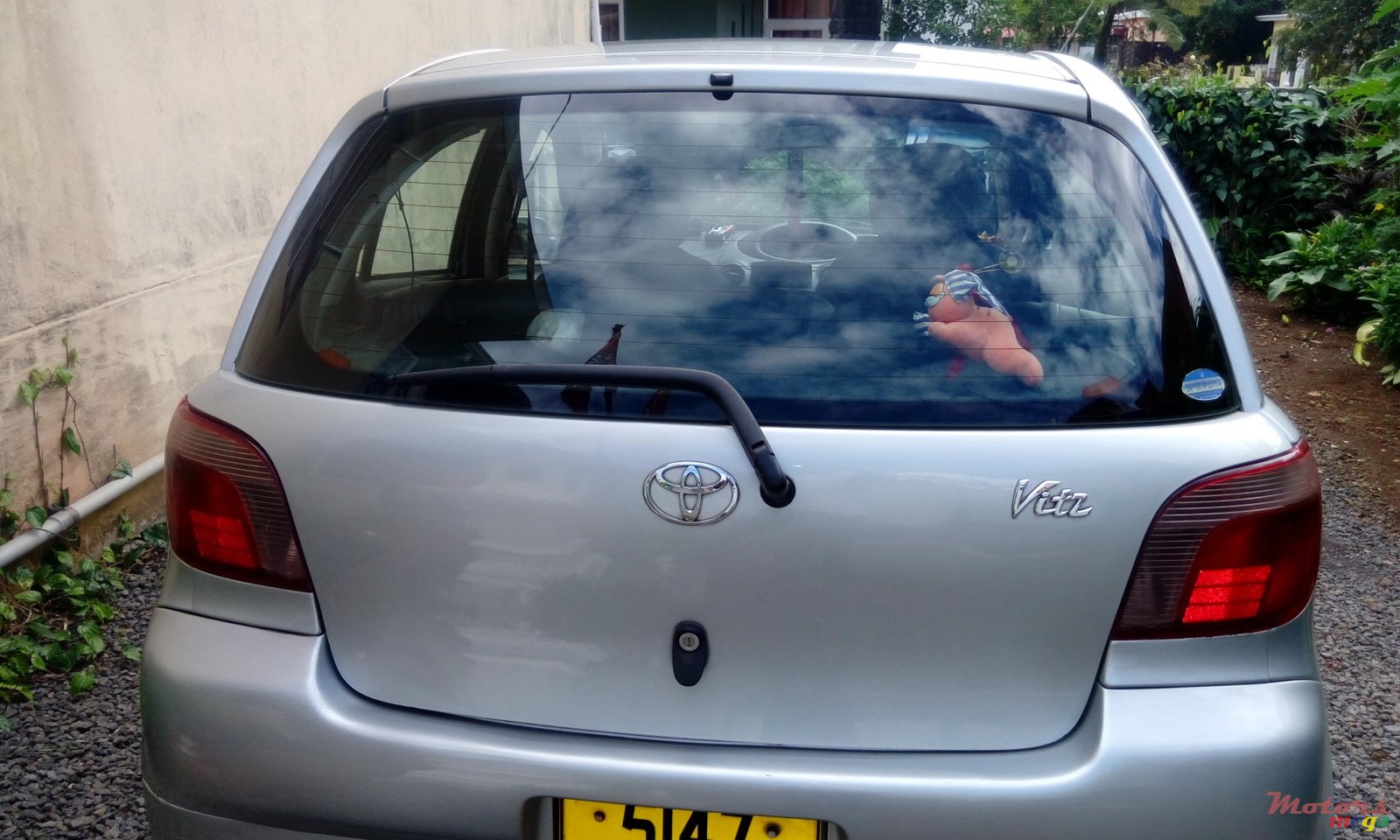 1999' Toyota Vitz photo #4