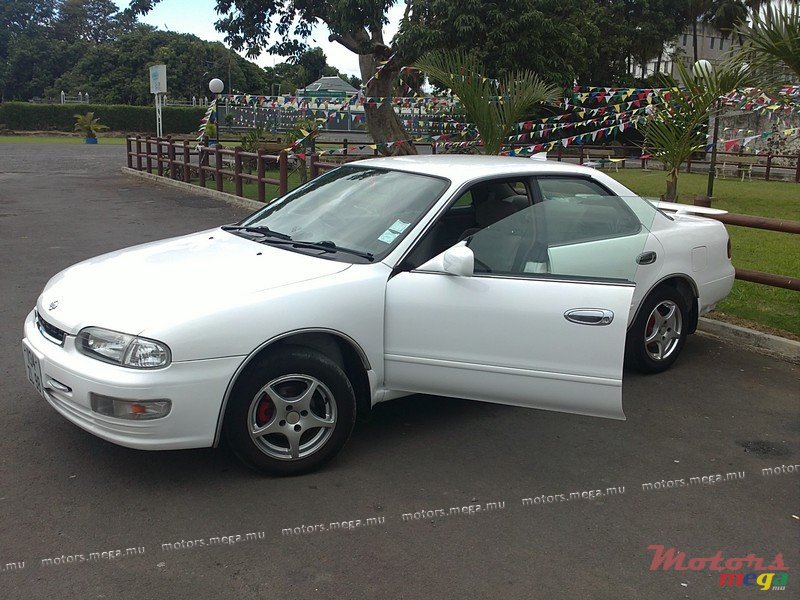 1998' Nissan Presea Refina photo #2