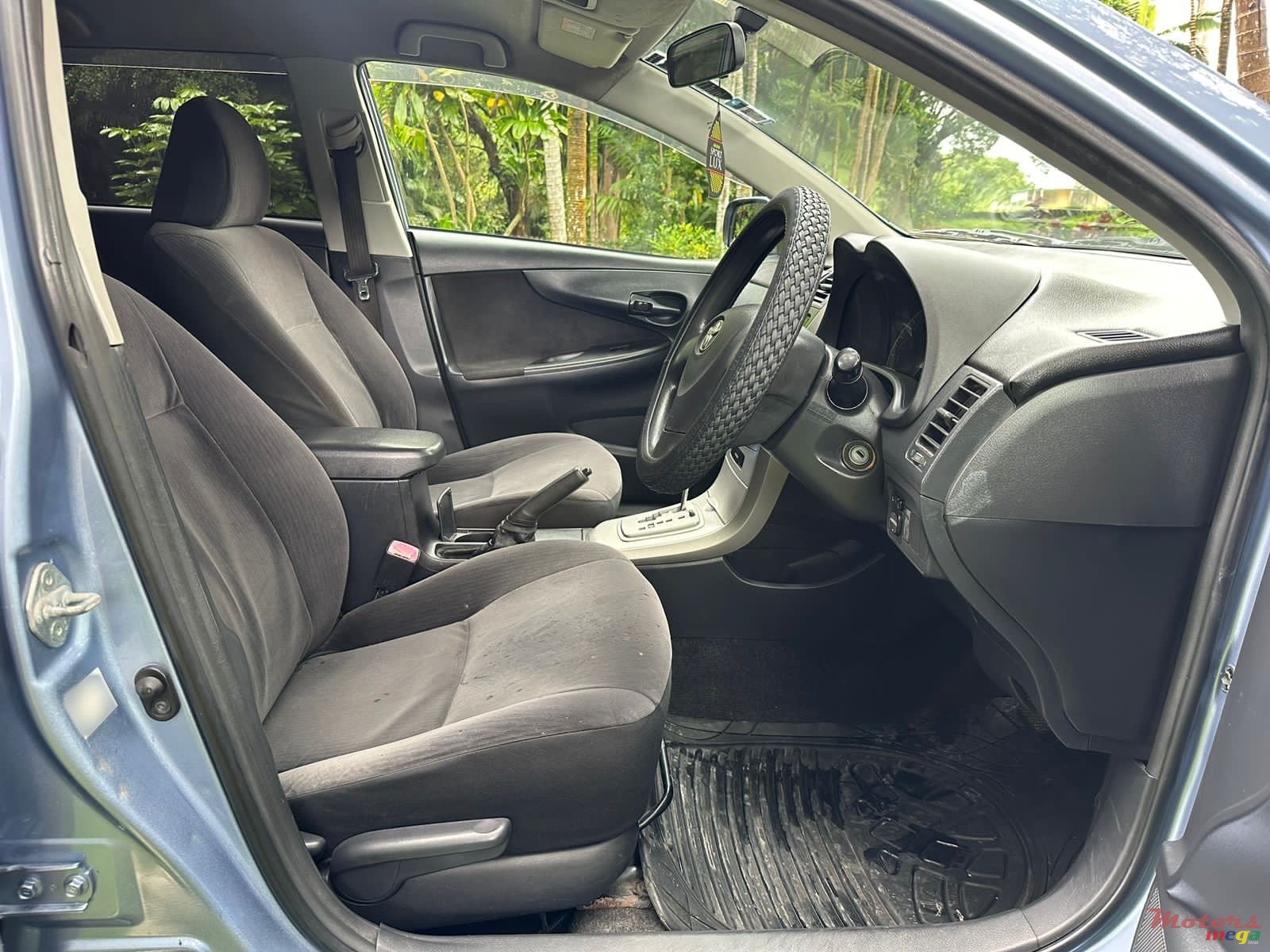 2008' Toyota Fielder photo #6