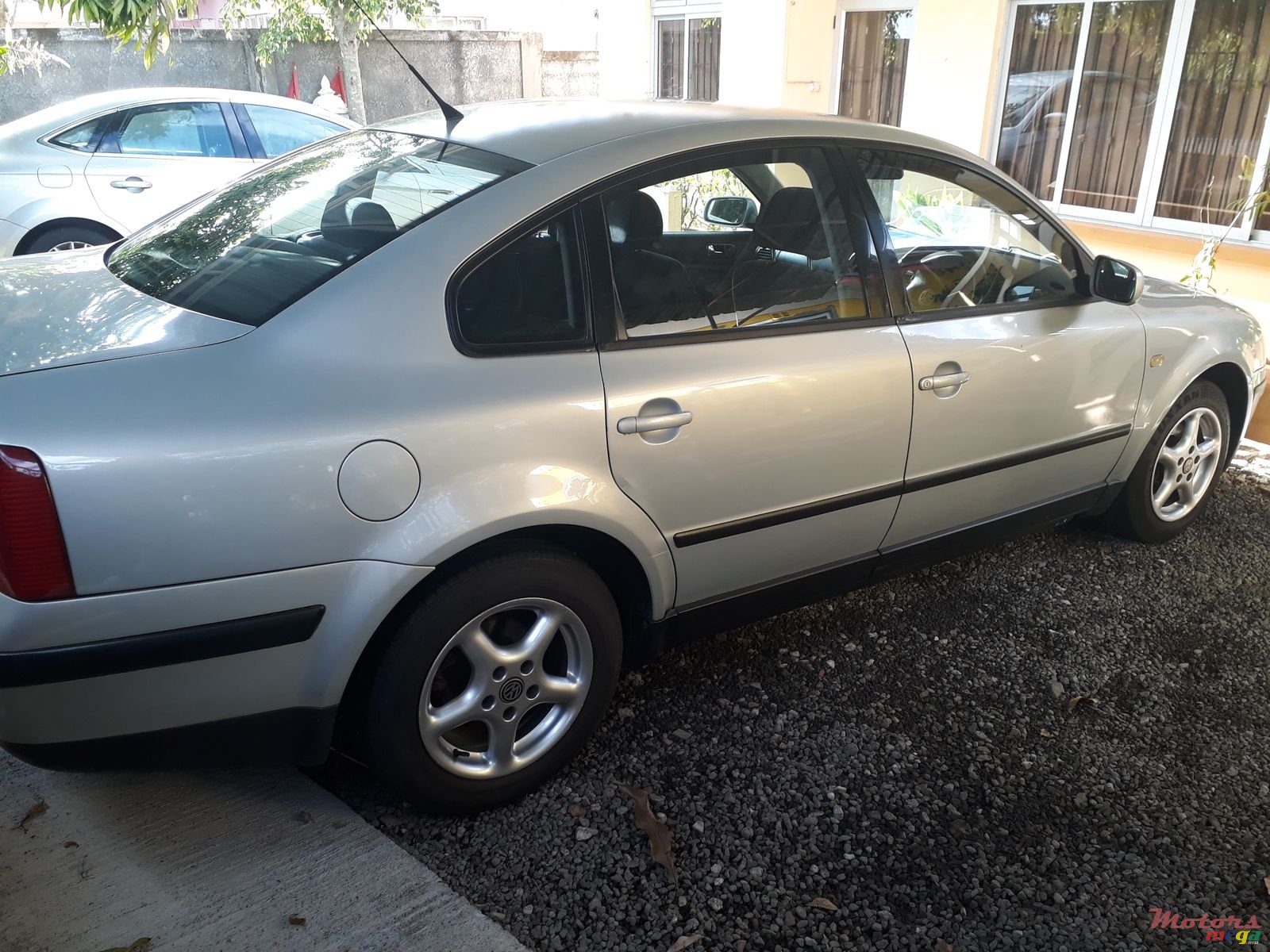 2000' Volkswagen Passat photo #3