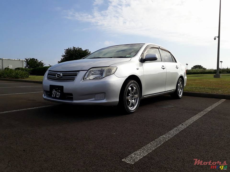 2007' Toyota Axio photo #1