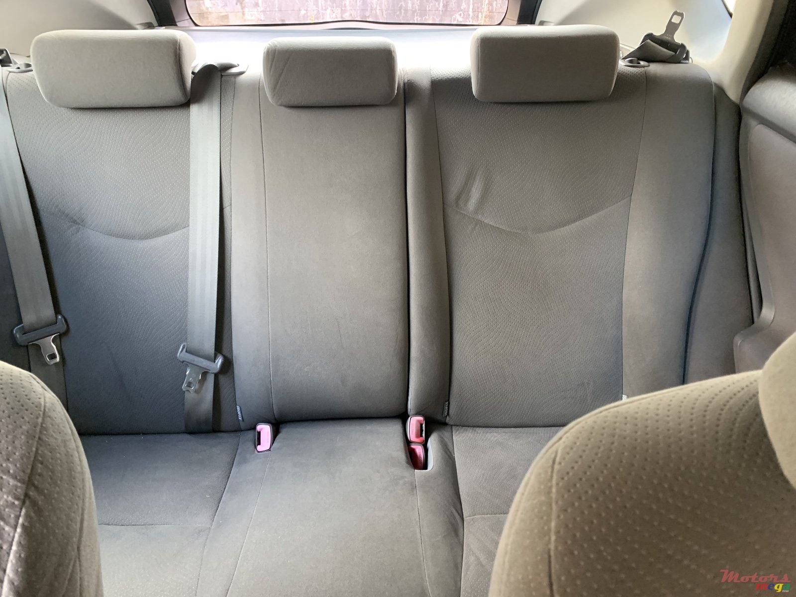 2011' Toyota Prius photo #4