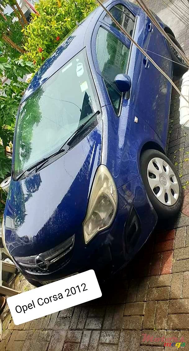 2012' Opel Corsa photo #2