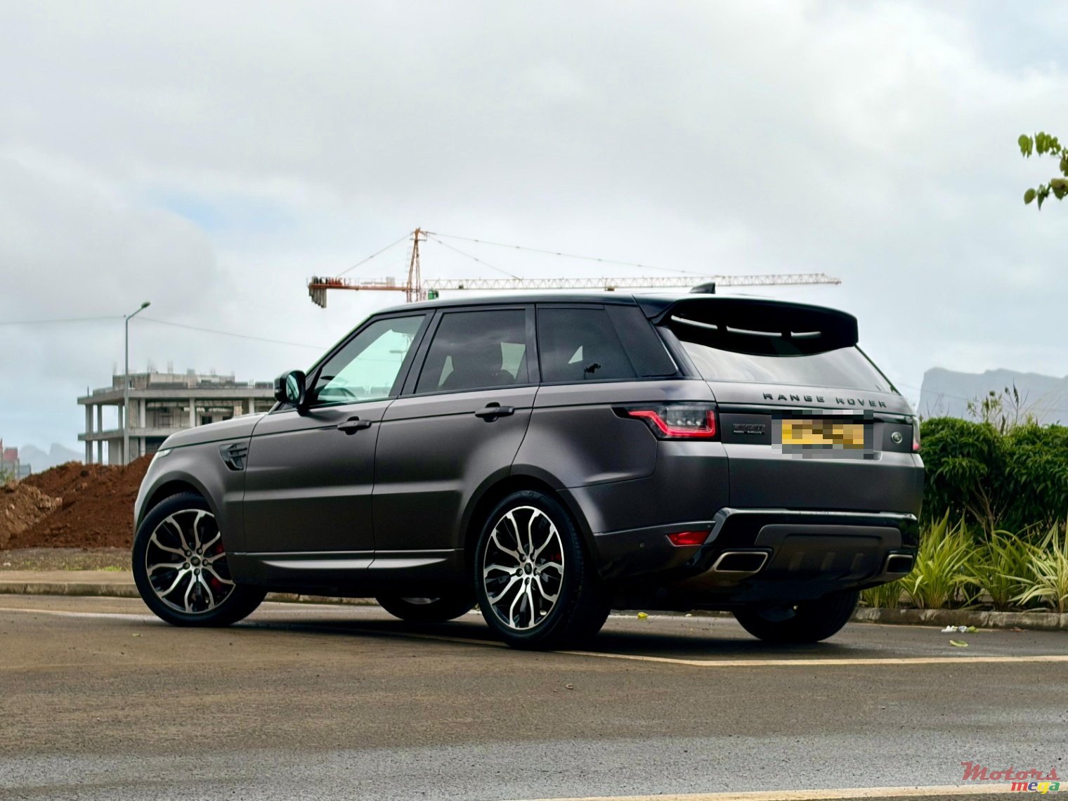 2019' Land Rover Range Rover Sport Autobiography 404 hp photo #2