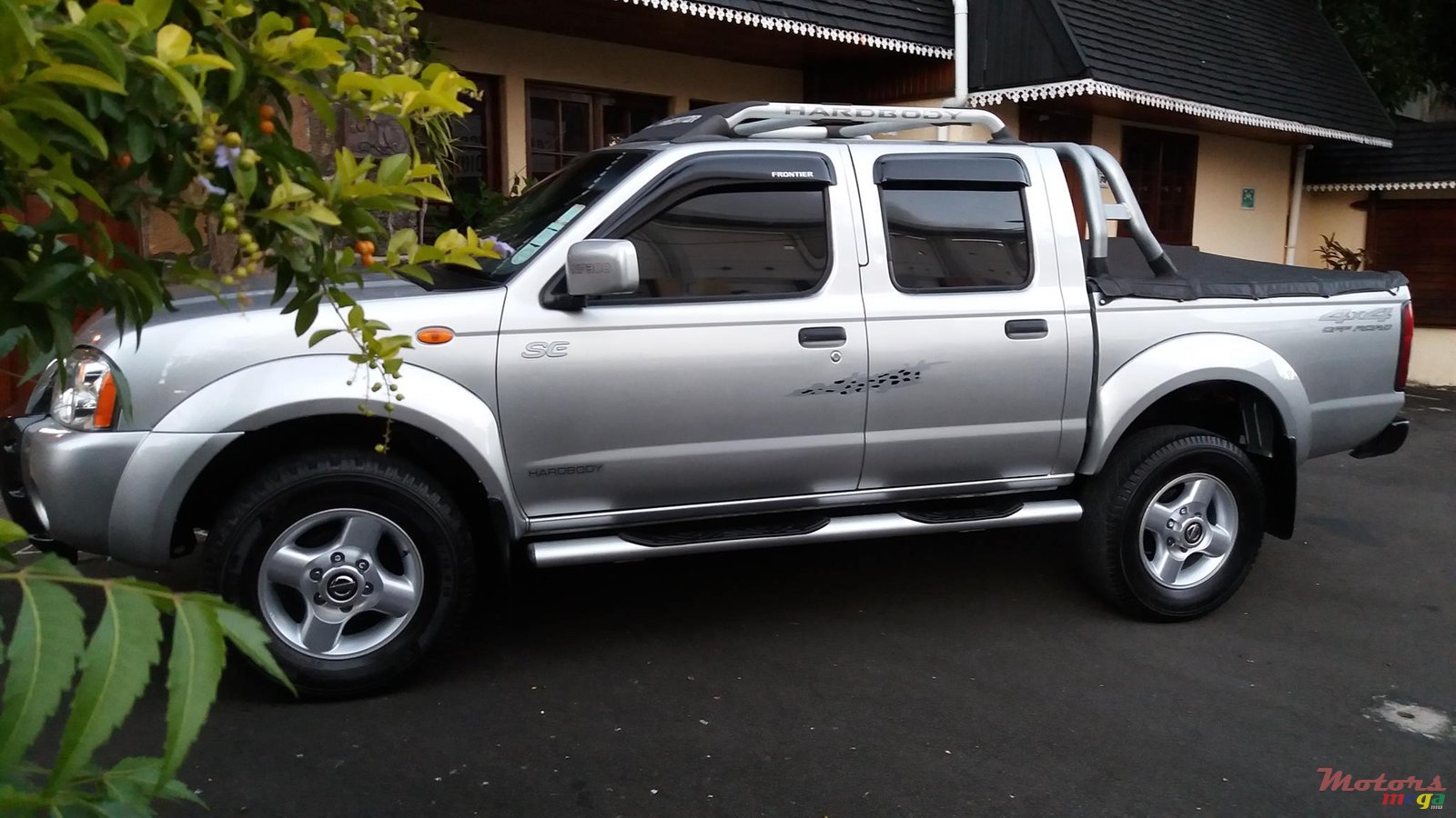 2008' Nissan Hardbody photo #4