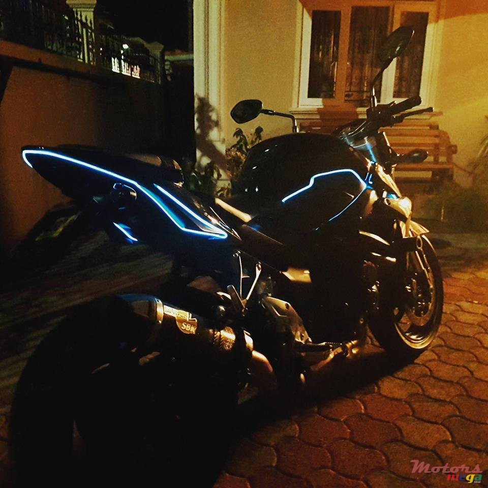 2012' Suzuki GSR 750 photo #4