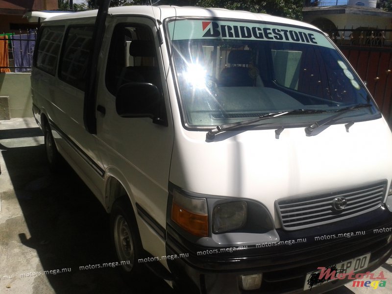 2000' Toyota goods vehicles photo #1