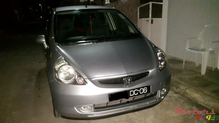 2006' Honda Jazz photo #1