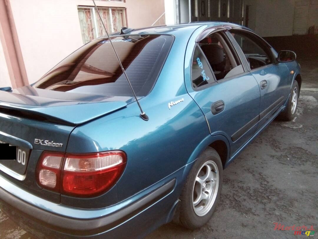 2000' Nissan Sunny photo #5