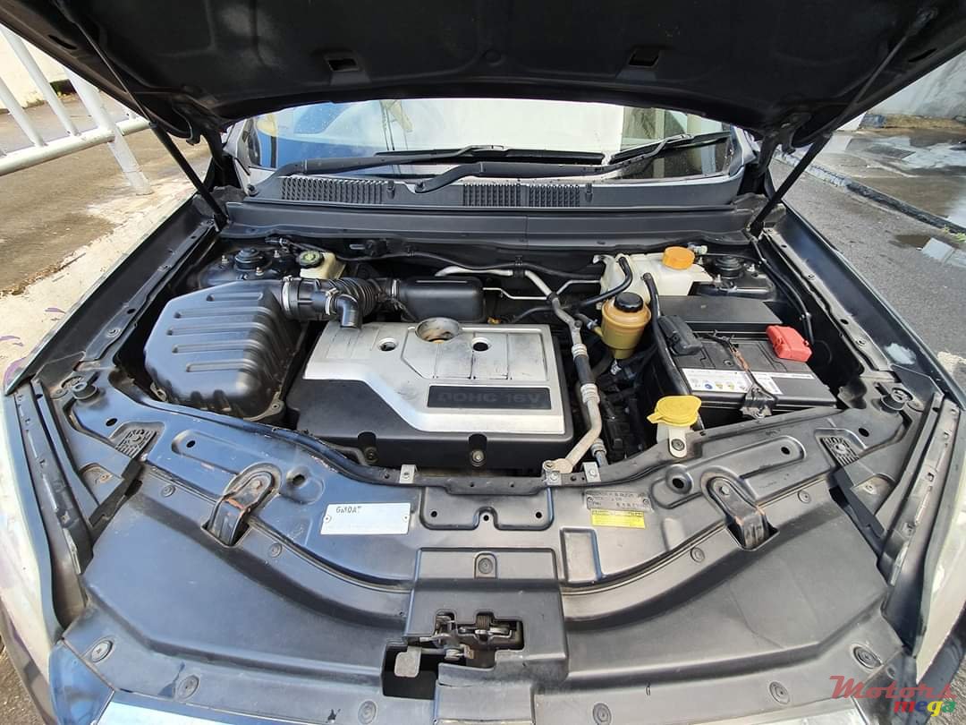 2009' Chevrolet Captiva photo #7