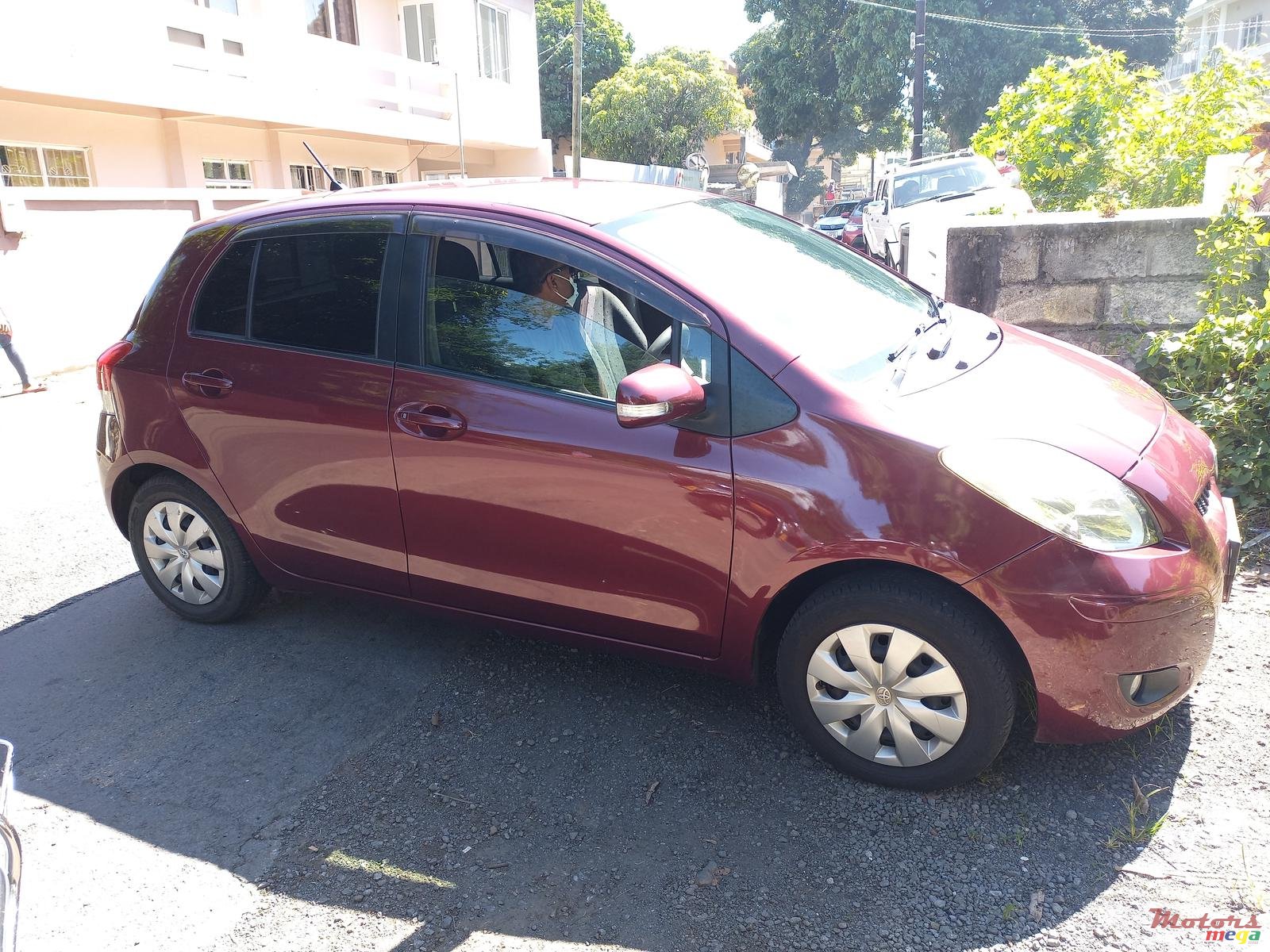 2020' Toyota Vitz ZZ photo #2