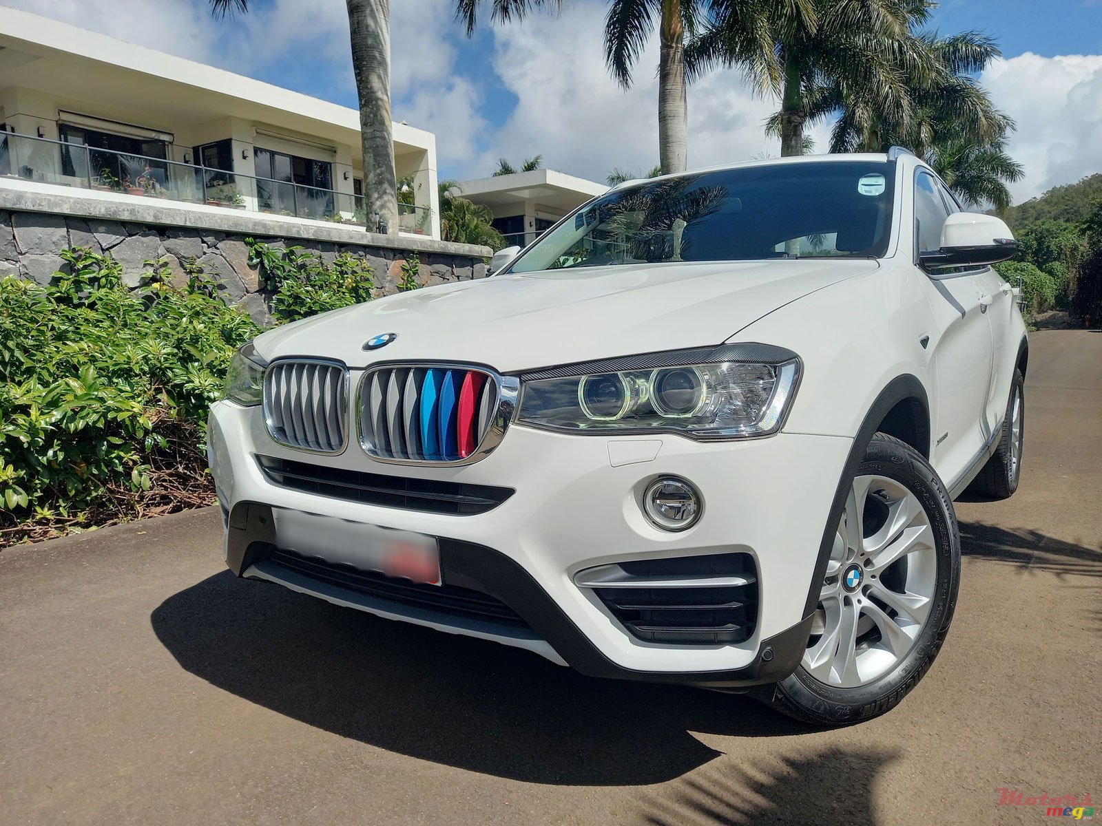 2016' BMW X4 XDrive 28i 2.0 photo #1