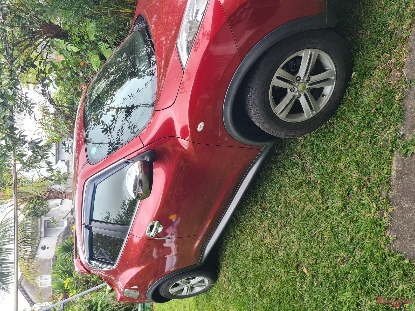 2011' Nissan Juke photo #4