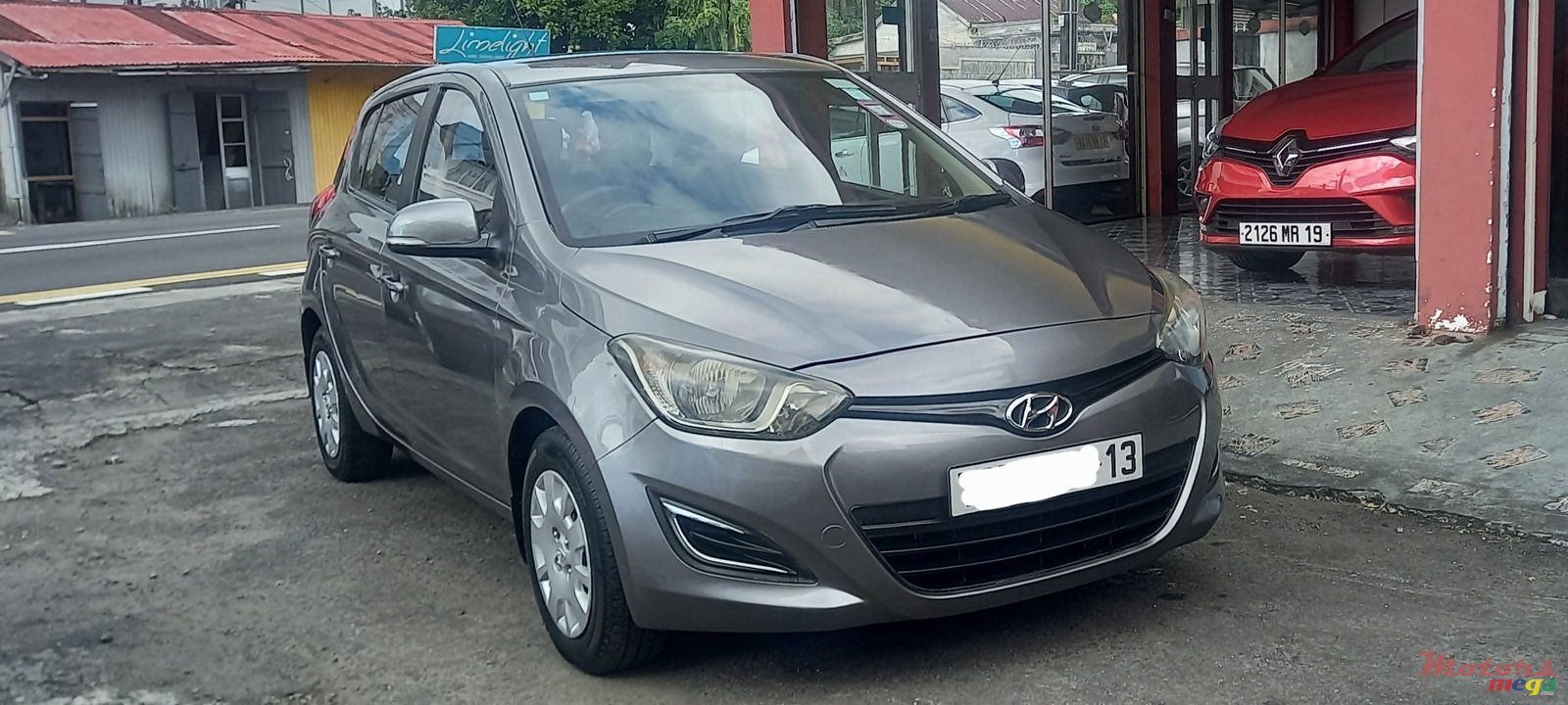 2013' Hyundai i20 photo #1