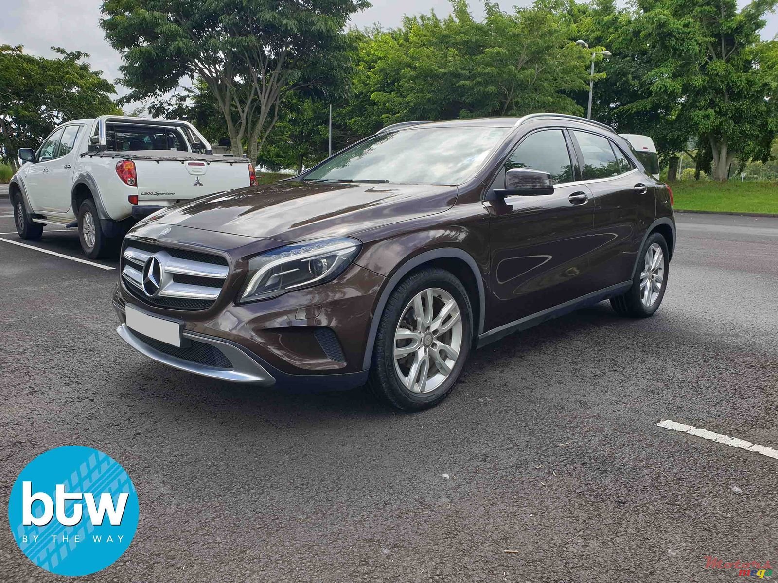 2015' Mercedes-Benz CLA 200 photo #2