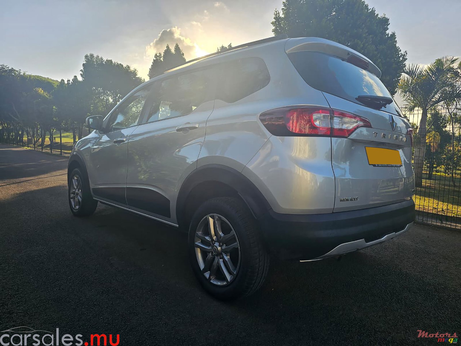 2020' Renault Triber 7 Seater 1.0 photo #4
