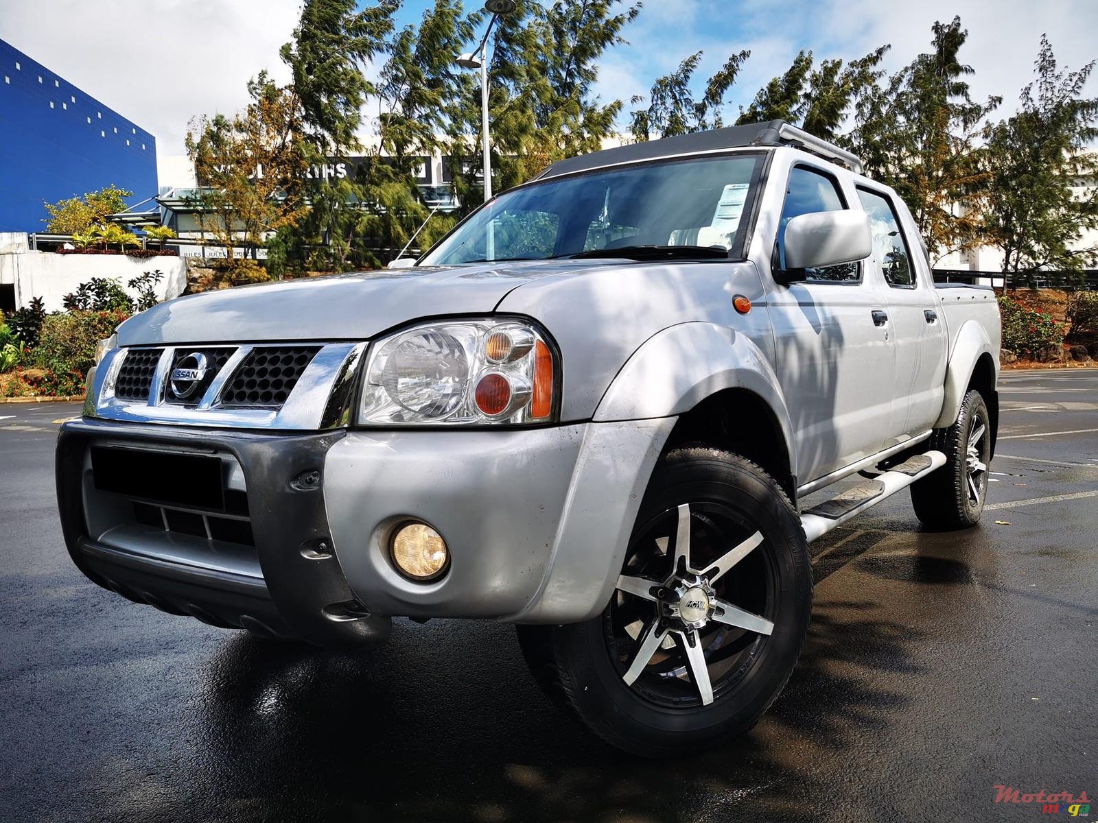 2008' Nissan Hardbody Predator photo #4