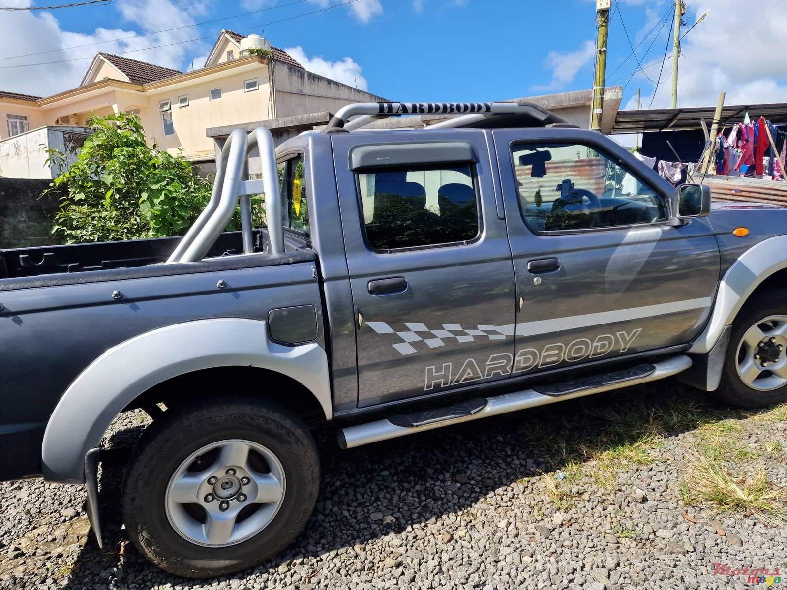 2005' Nissan Hardbody photo #4