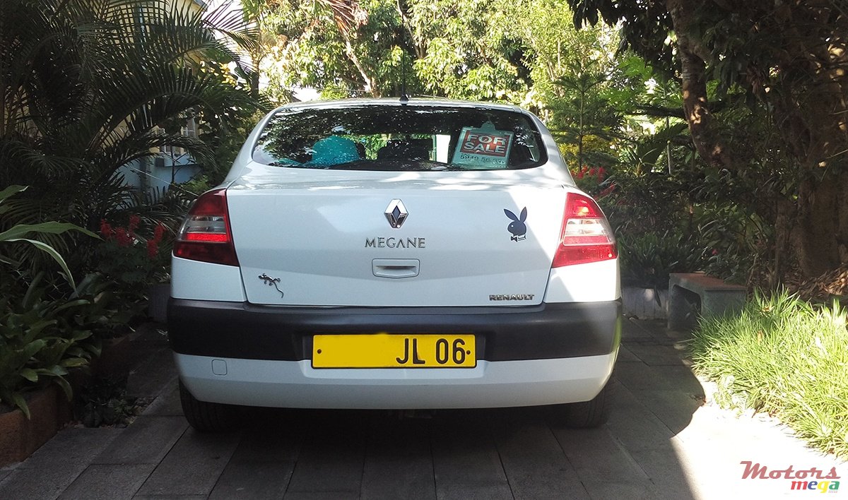 2006' Renault Megane photo #4