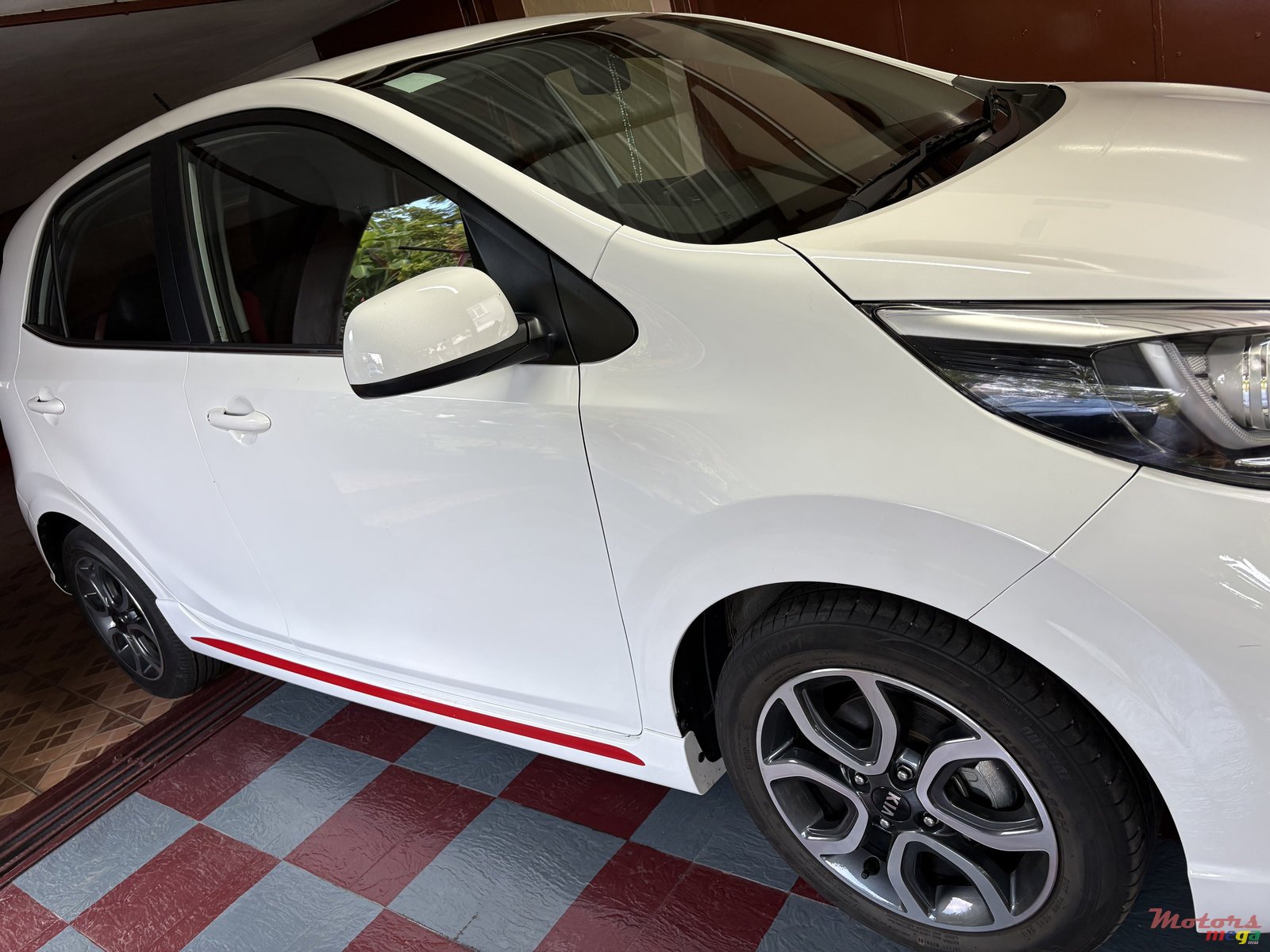 2020' Kia Picanto photo #5