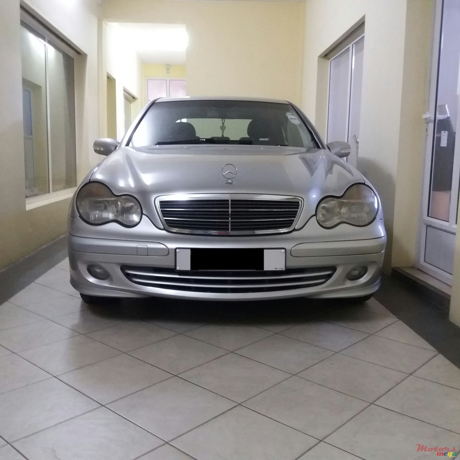 2003' Mercedes-Benz CL 220 photo #1