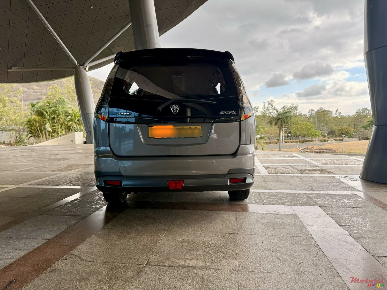 2021' Proton Exora photo #6