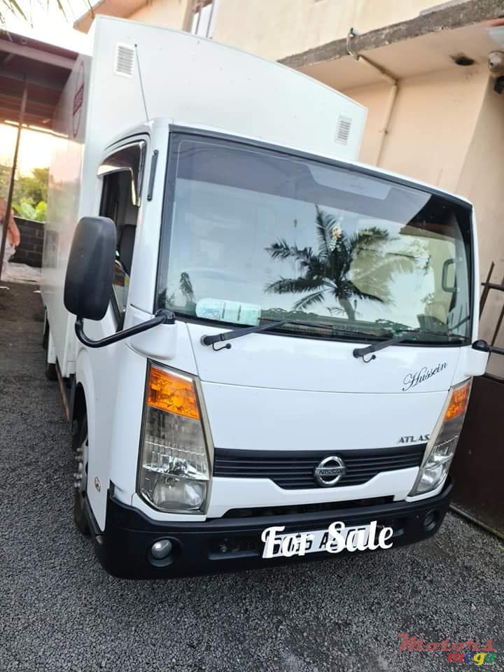 2007' Nissan photo #1