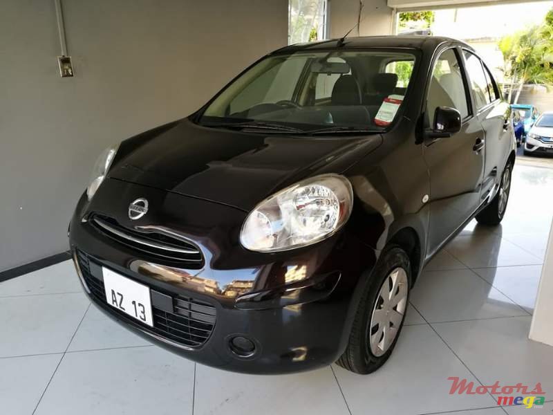 2013' Nissan March photo #1