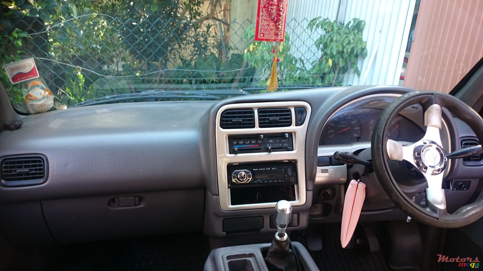 1996' Nissan Serena photo #1