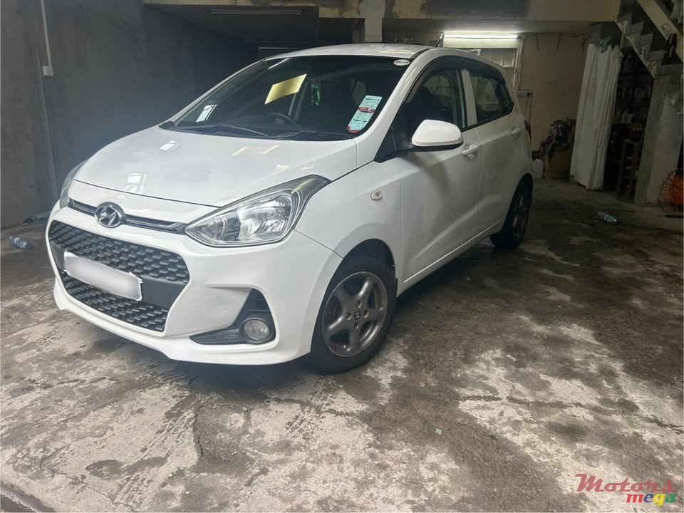 2019' Hyundai i10 photo #1