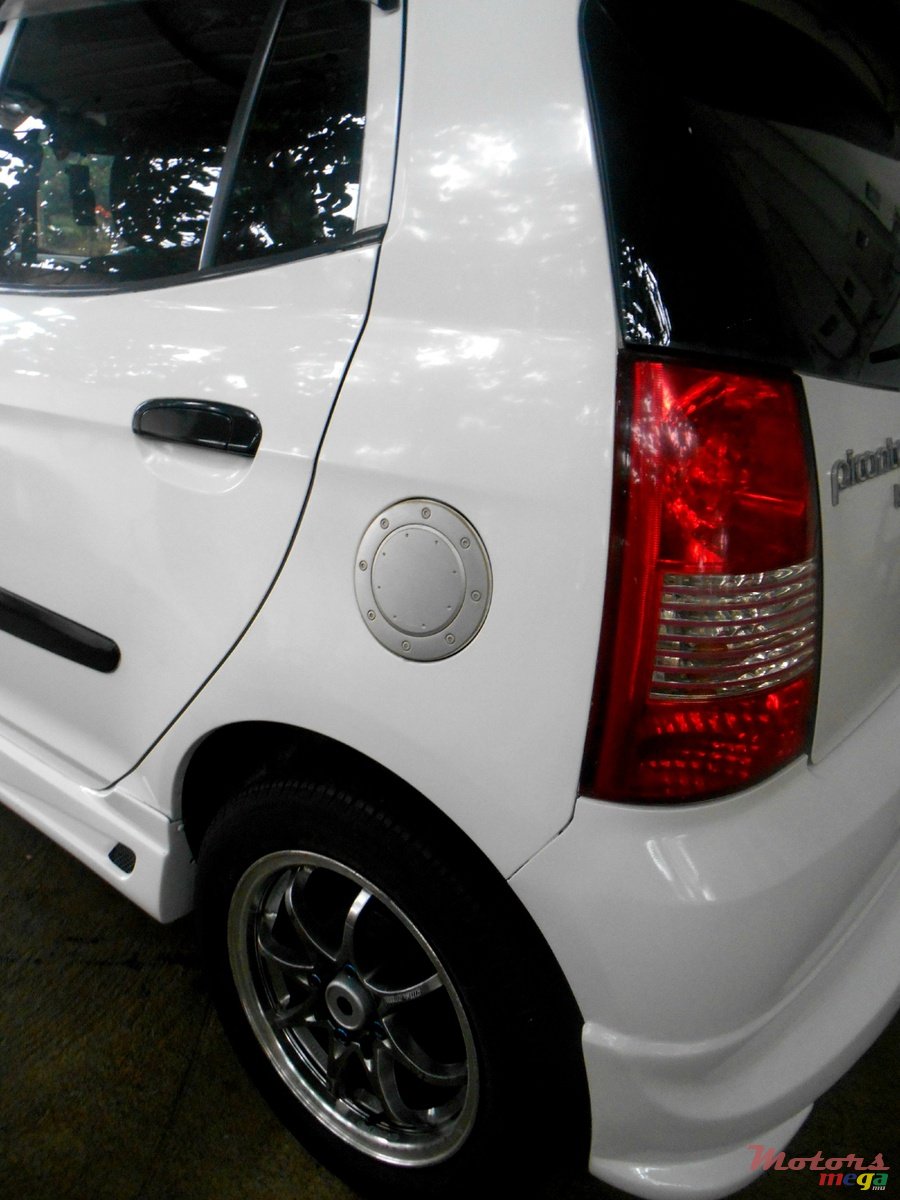 2005' Kia Picanto photo #3