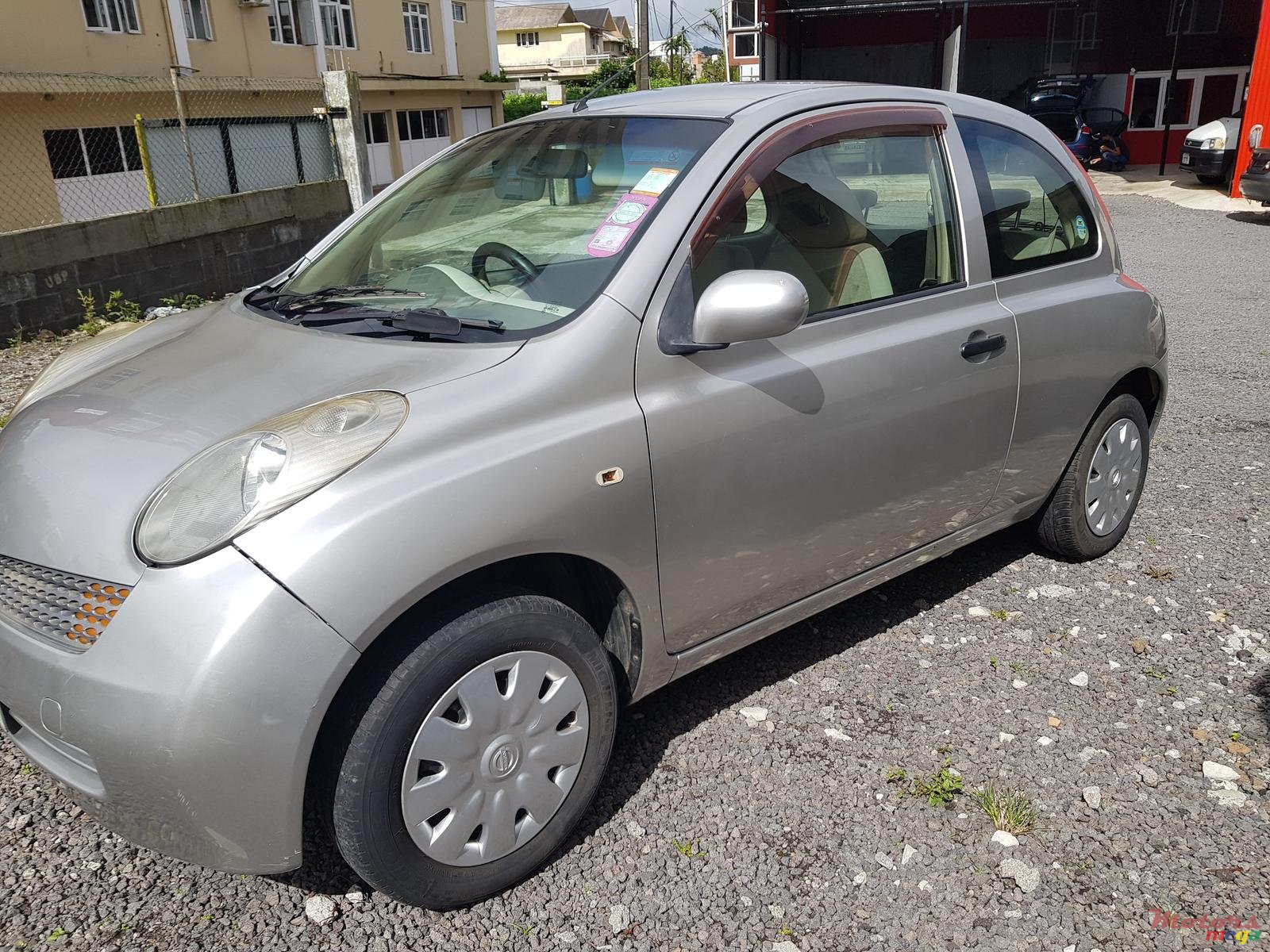 2005' Nissan March 2 portes photo #4