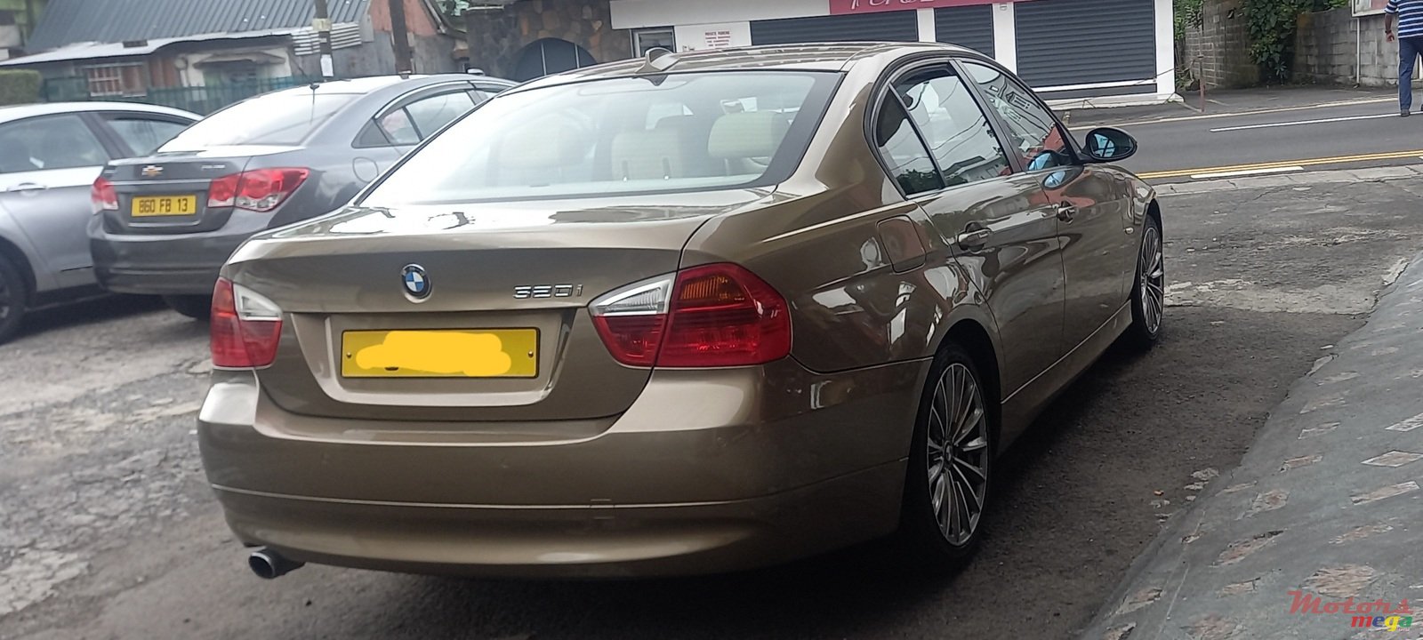 2007' BMW 320 photo #3