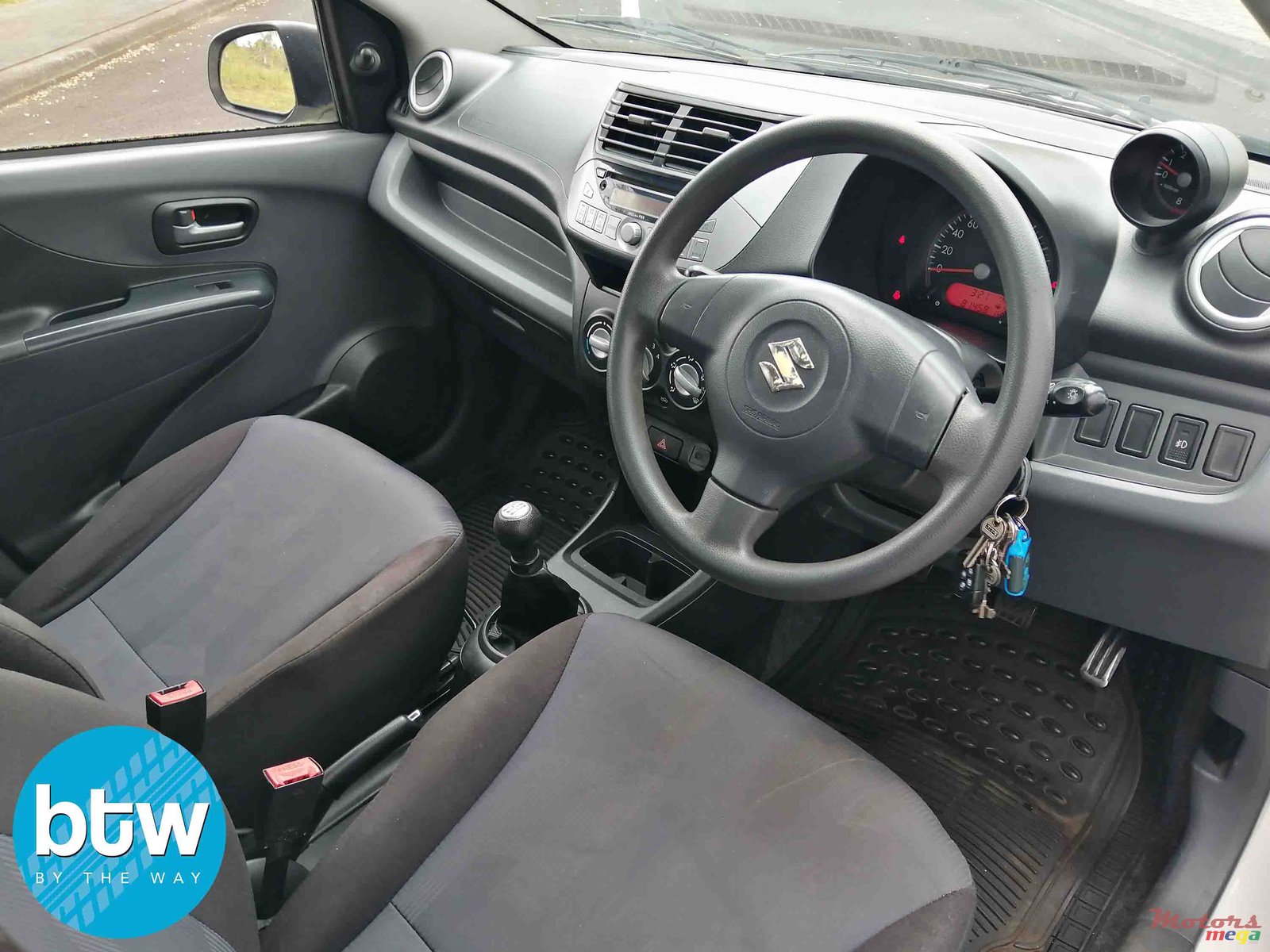 2013' Suzuki Celerio photo #5