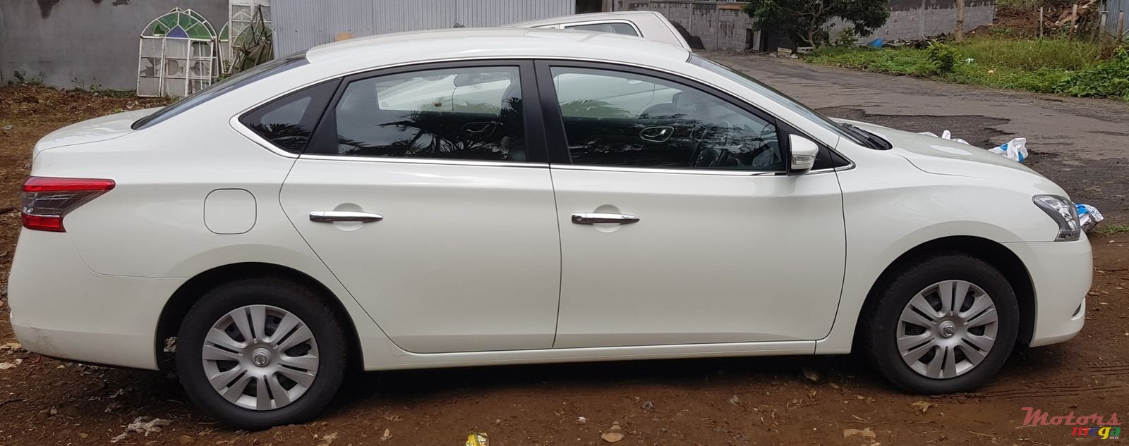 2015' Nissan Sentra photo #3