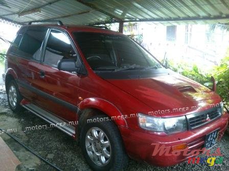 1994' Mitsubishi RVR photo #1