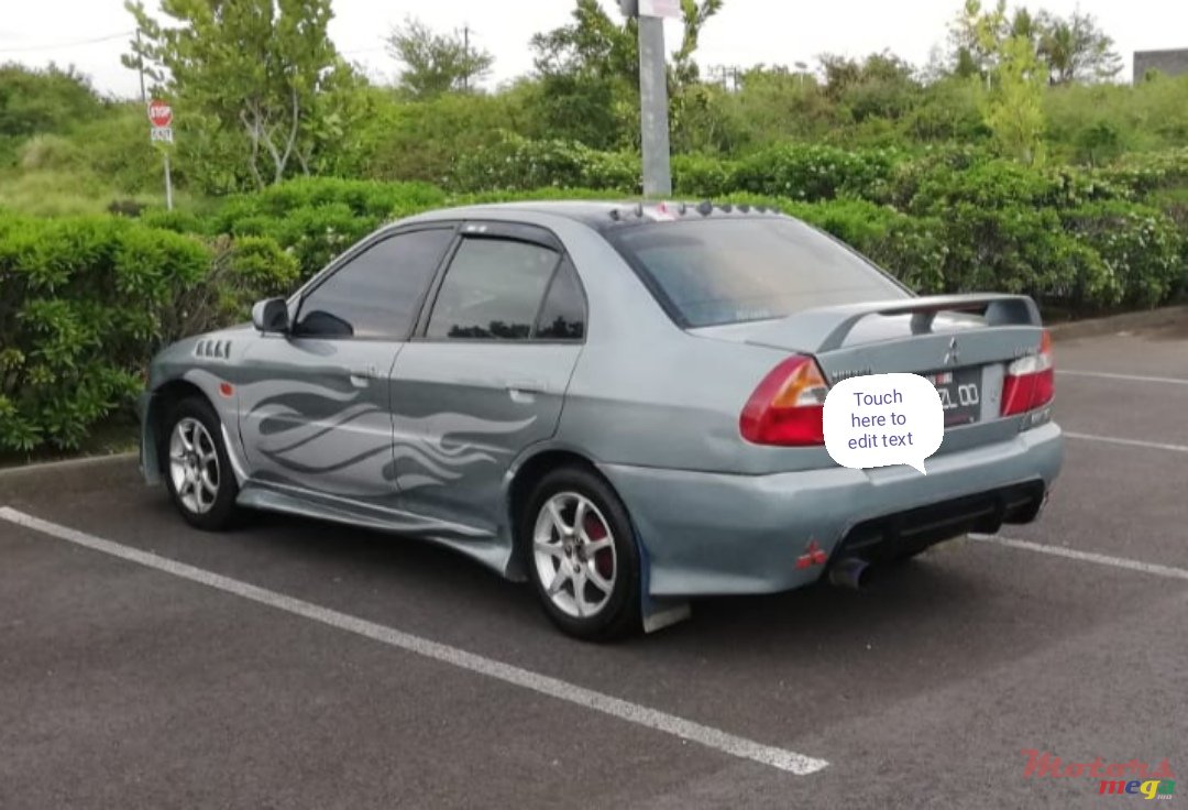 2000' Mitsubishi photo #2