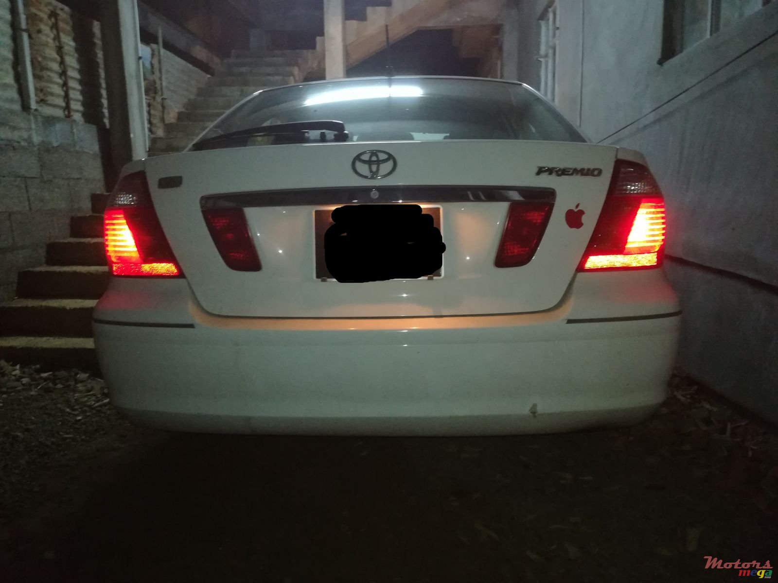 2003' Toyota Premio photo #5