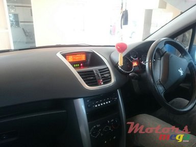 2008' Peugeot 207 photo #3