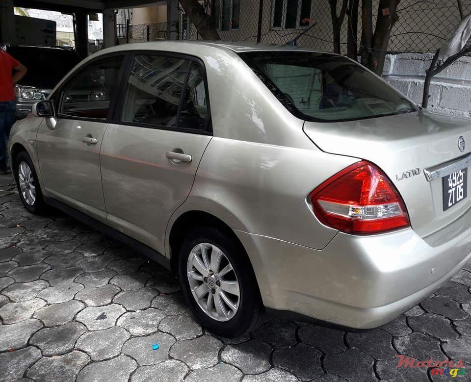 2005' Nissan Tiida photo #4