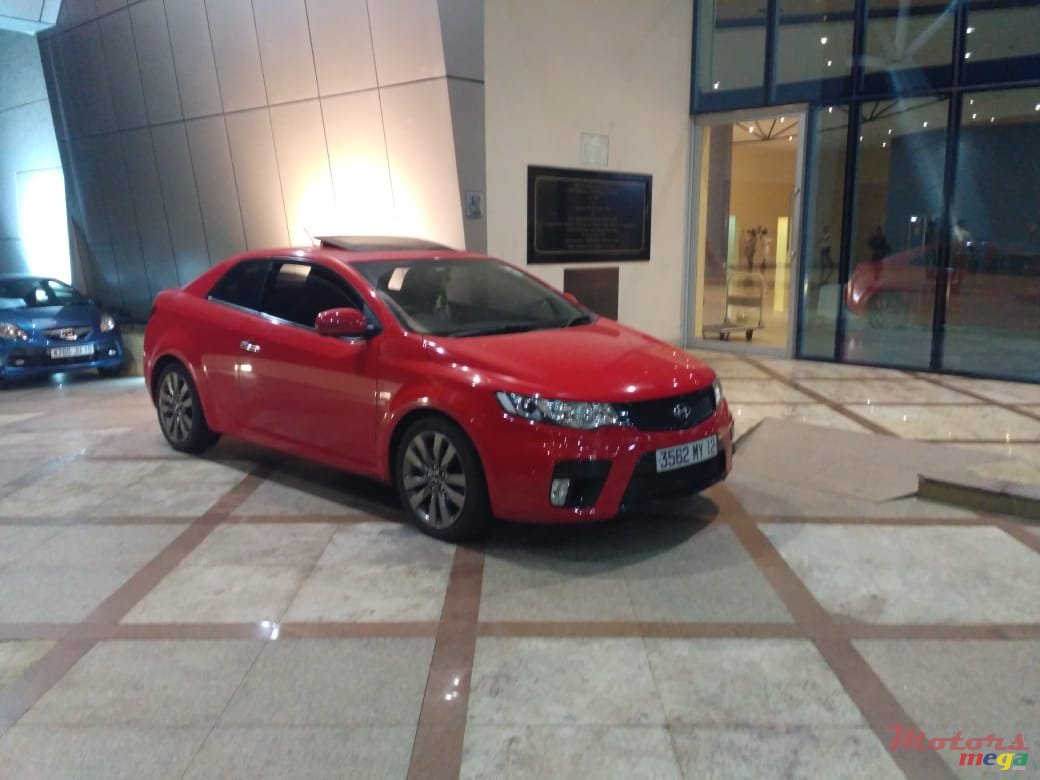 2012' Kia Cerato COUPEE photo #3