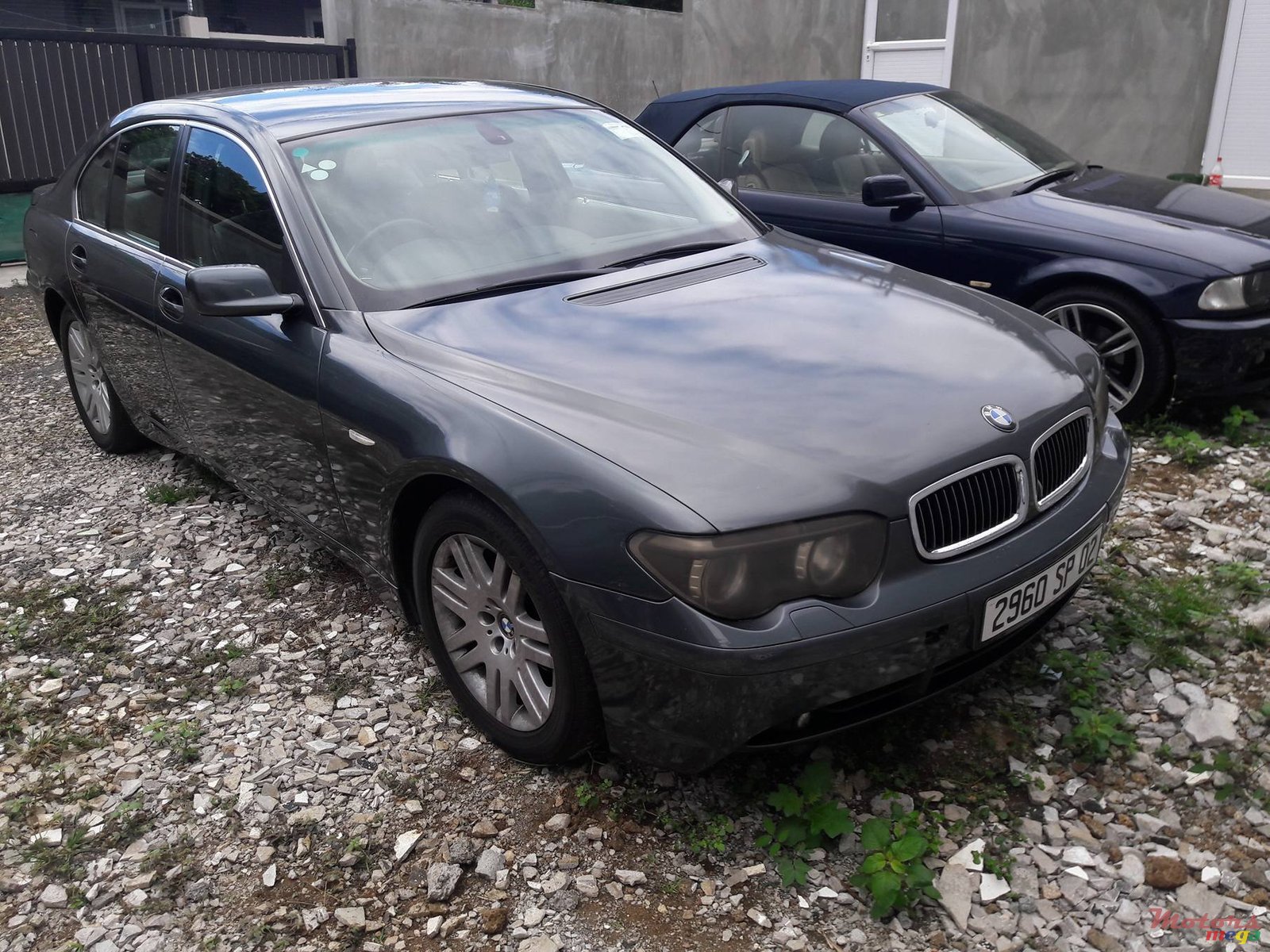 2002' BMW 7 Series photo #3