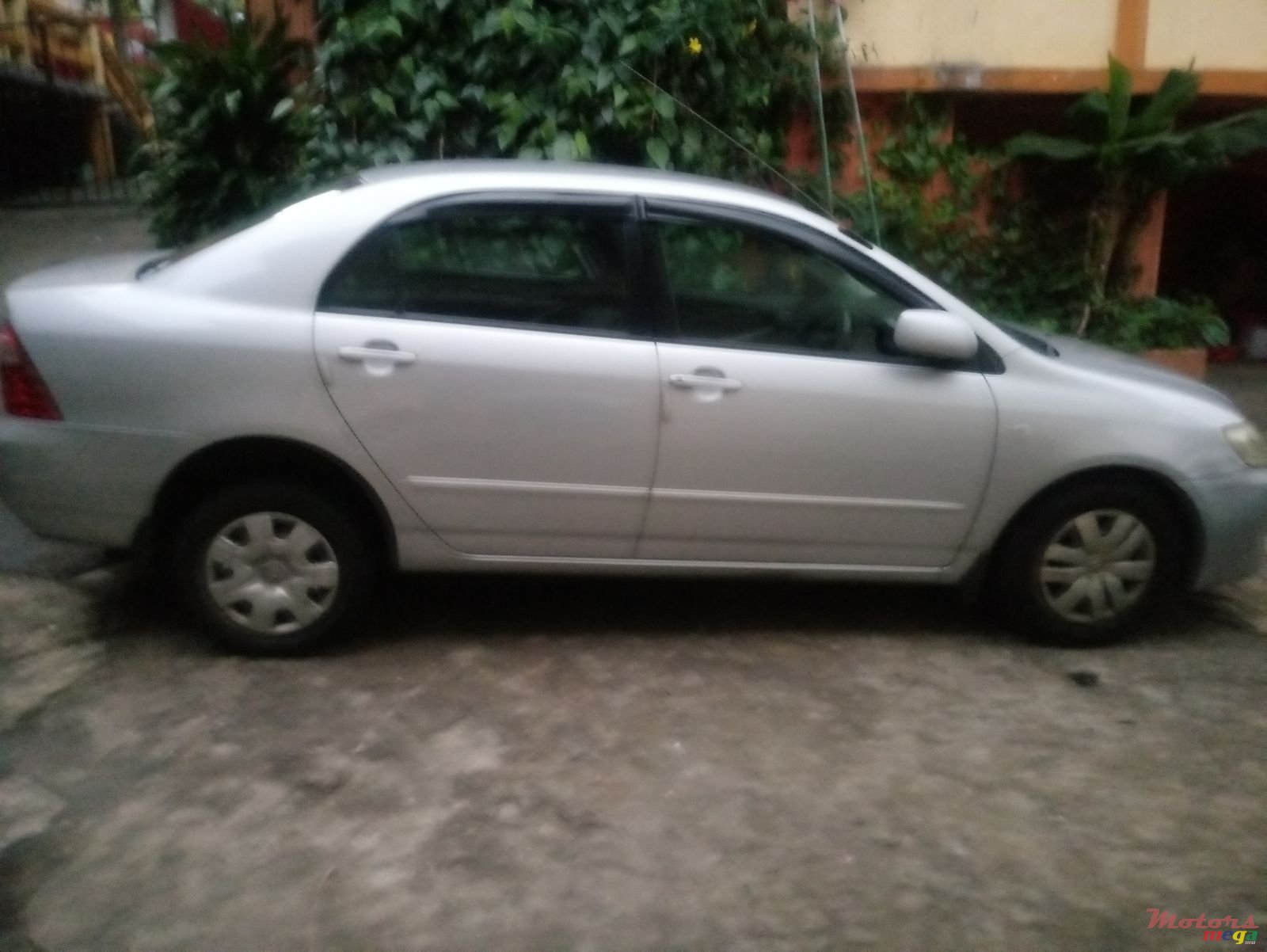 2005' Toyota Corolla .NZE121 photo #1