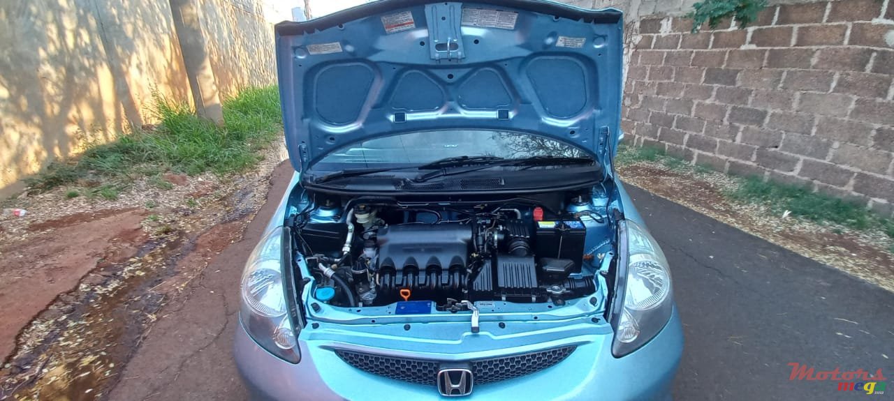 2006' Honda Jazz photo #3