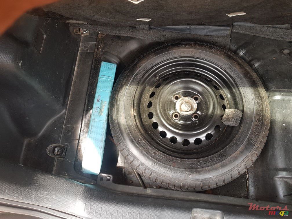 2003' Honda Fit photo #7