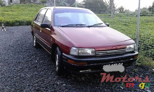 1994' Daihatsu Charade photo #1