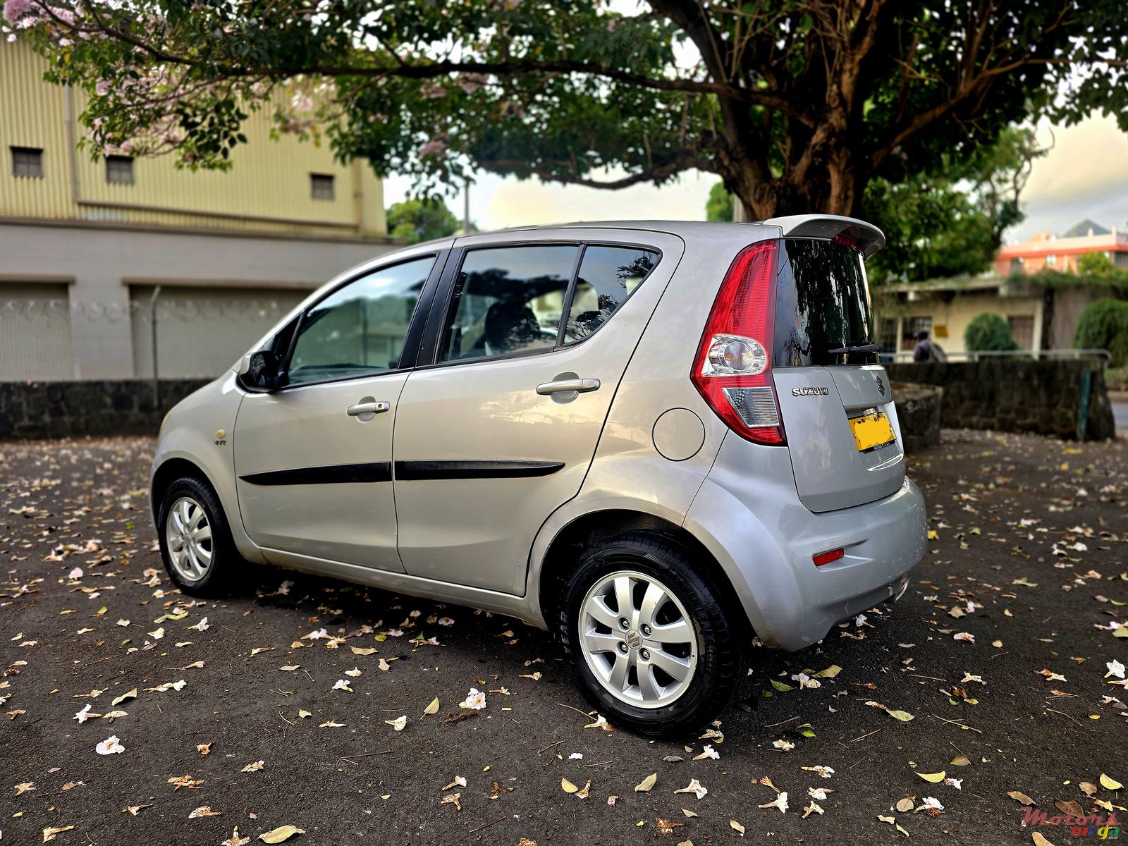 2014' Suzuki Splash One owner photo #5