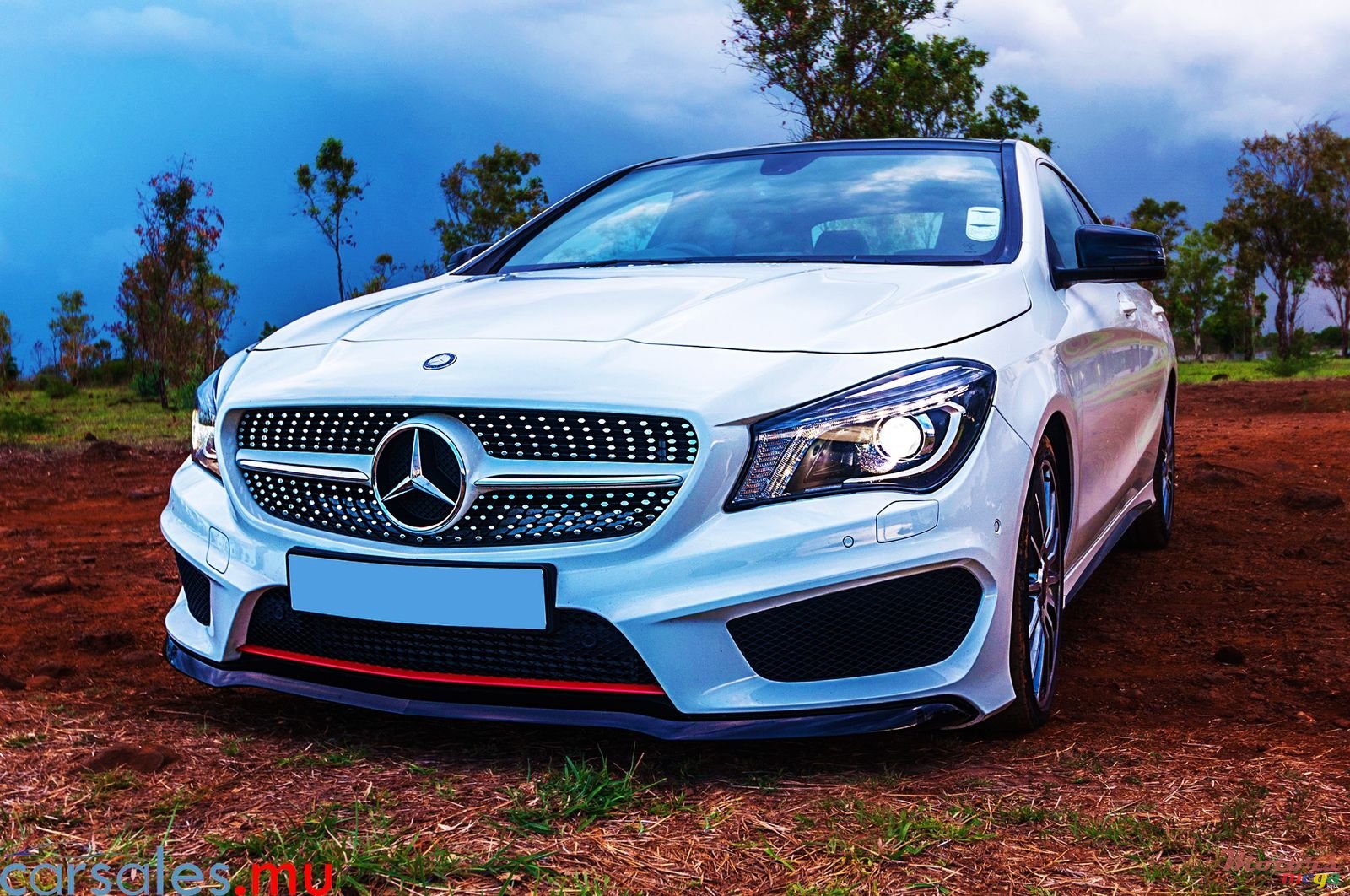 2014' Mercedes-Benz CLA 200 photo #2
