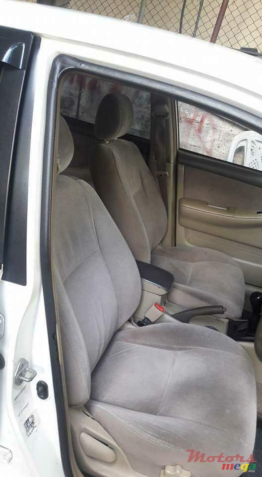 2001' Toyota photo #5